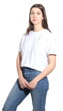 Cargar imagen en el visor de la galería, playera lisianthus blanca