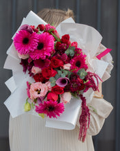 Load image in gallery viewer, venus
