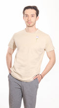 Load image in gallery viewer, &lt;transcy&gt;beige lisianthus t-shirt&lt;/transcy&gt;
