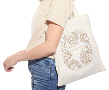 Load image in gallery viewer, &lt;transcy&gt;gold tote bag&lt;/transcy&gt;
